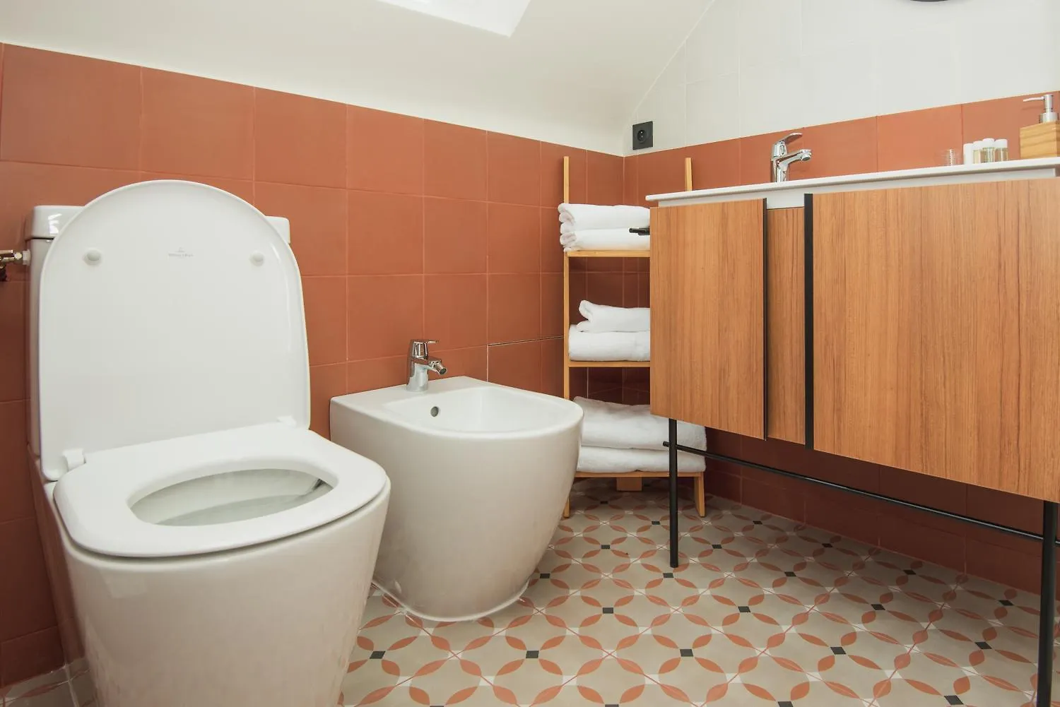Luxury Two-Bedroom Apartment Dinan